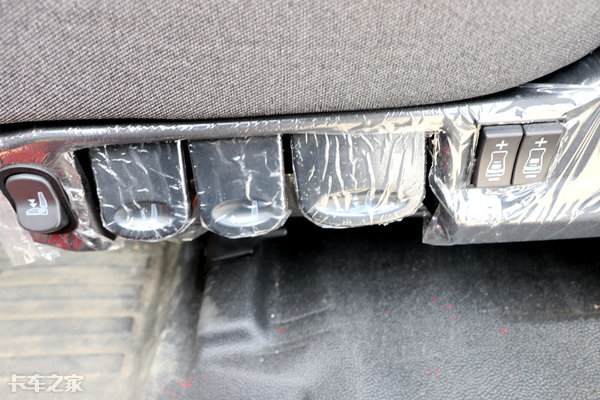 东风天龙旗舰国六560自动挡牵引车,国六东风天龙kl465载货车