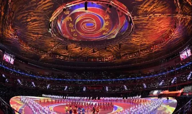 突飞猛进时停滞困顿颓唐中重生——疫情阴影下的武汉体育产业