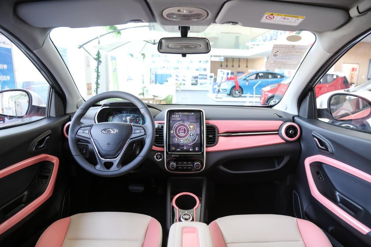 适合小姐姐的高颜值车,奇瑞小蚂蚁最新款内饰