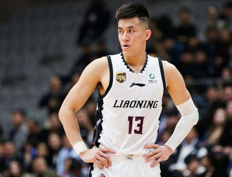 郭艾伦衣服李宁,郭艾伦不穿李宁