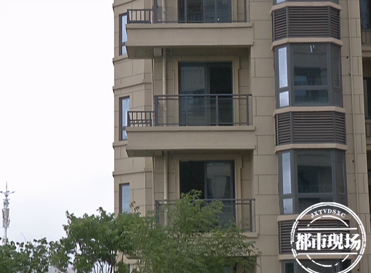 赣州：花高价买洋房，还送地下室，收房一看却是“违章建筑”？