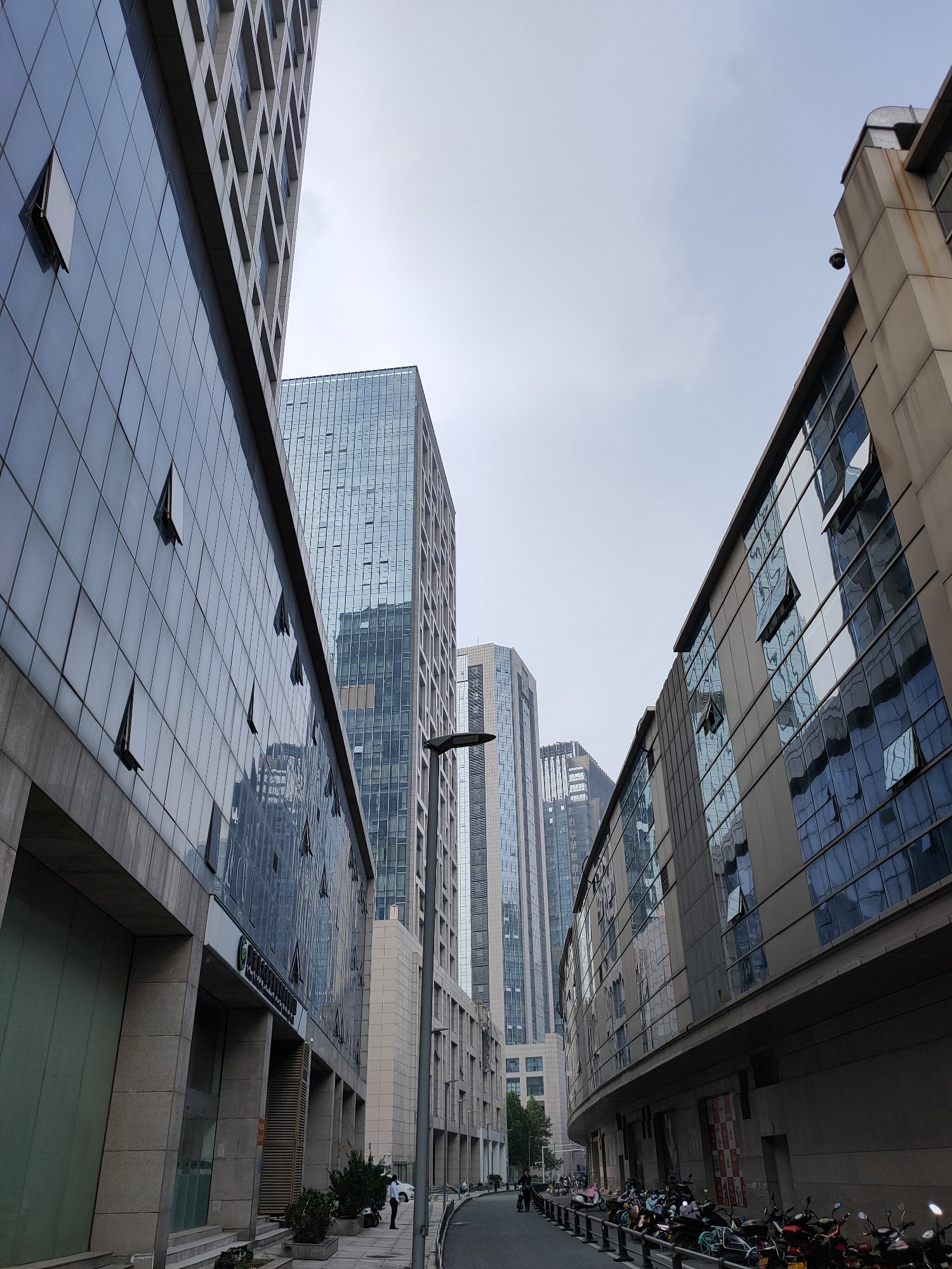 opporeno2测评是5g吗,opporeno2测评能开90帧吗