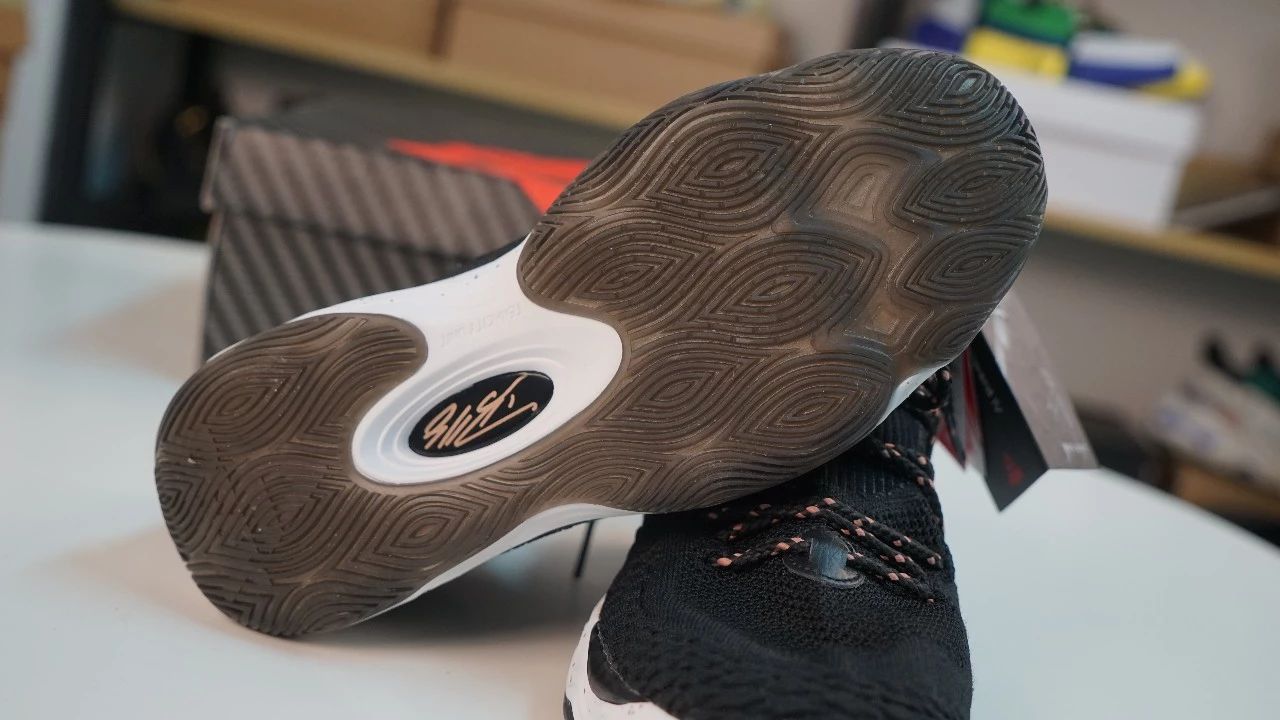 WEN开箱｜霍华德4开箱简评，减配不减价