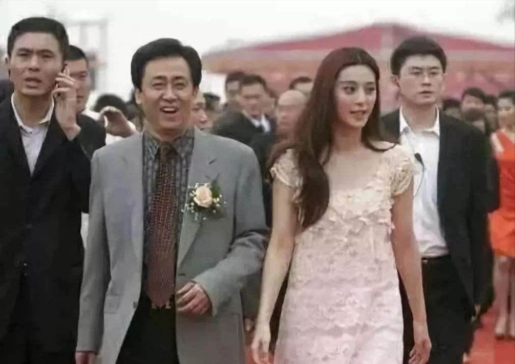 鎭掑ぇ闆嗗洟鑰佹澘鏄庢槦鑰佸﹩,鎭掑ぇ鑰佹澘鏈夊摢浜涘コ鏄庢槦