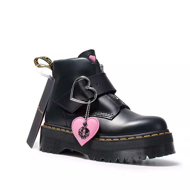 全网卖得最好的马丁靴,最好看的马丁靴价格