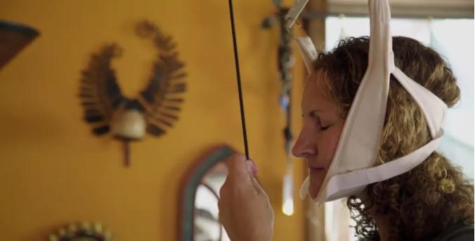 无人捅破的医疗*局骗**,被Netflix8.9分的纪录片曝光了!