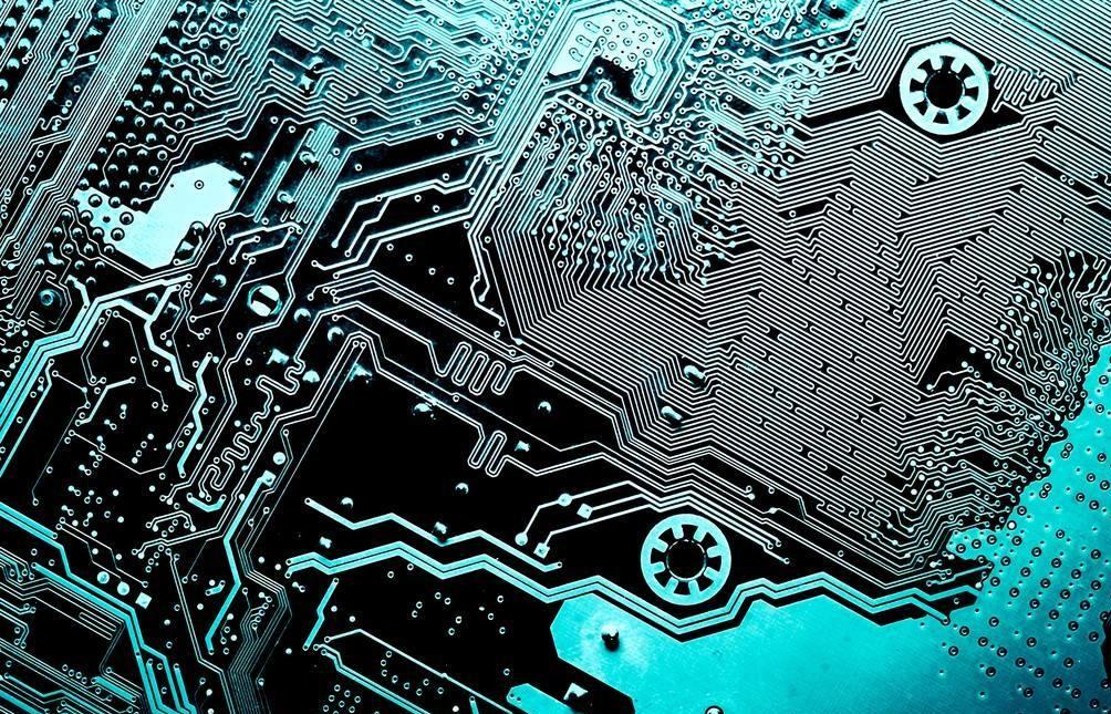 电子类专业好还是计算机好,光电与微电子哪个好就业