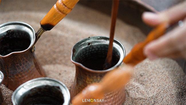 土耳其的占卜咖啡店在哪,用土耳其咖啡占卜