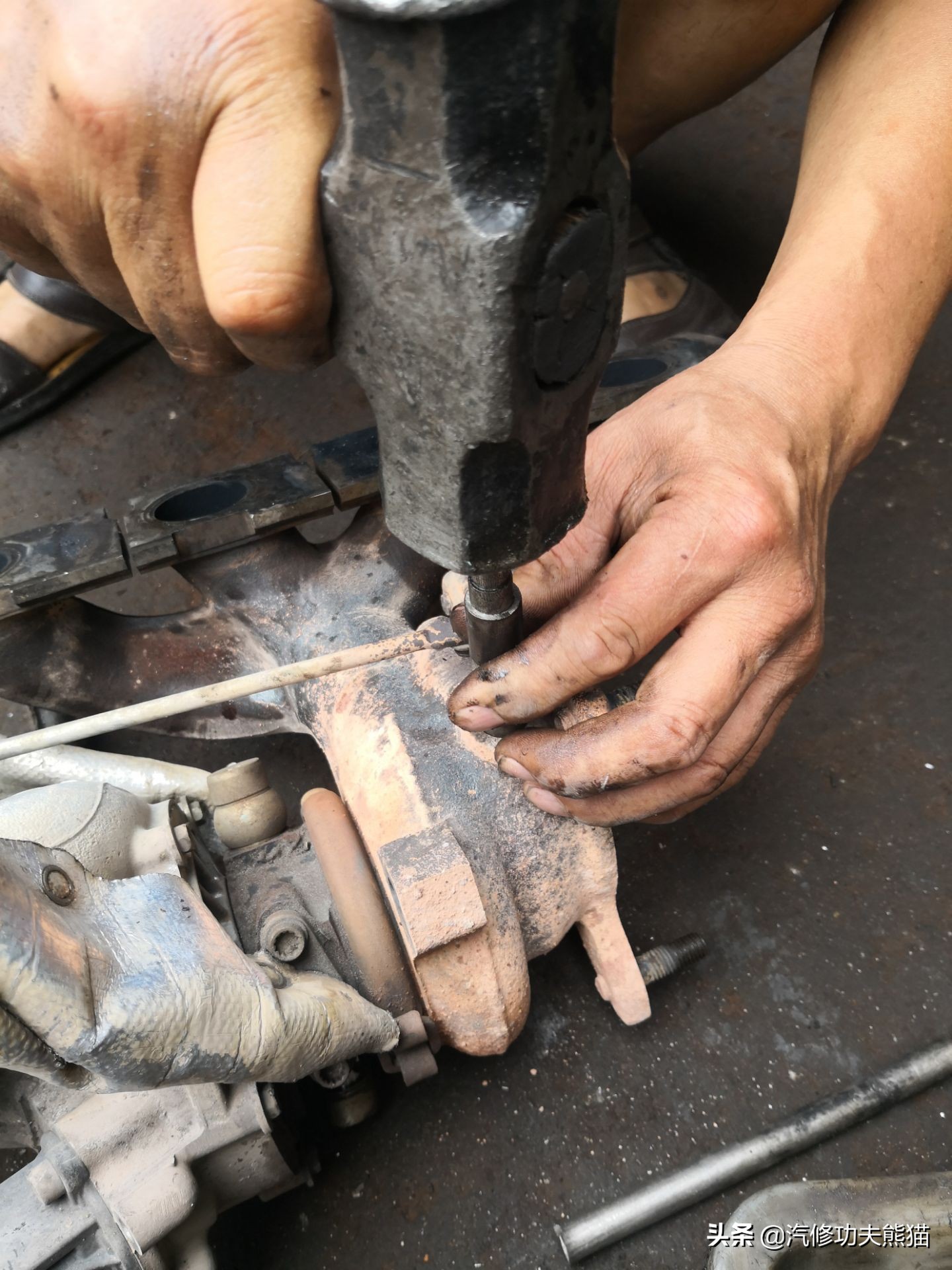大众夏朗烧机油维修汕头,夏朗烧机油大修多少钱