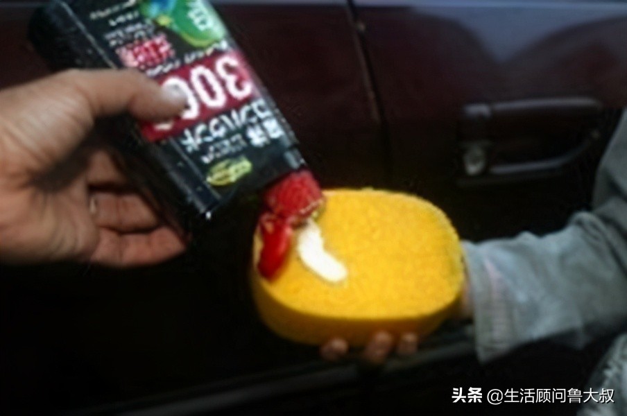 汽车中控台塑料划痕有办法修复吗,汽车前挡风玻璃划痕修复最好办法