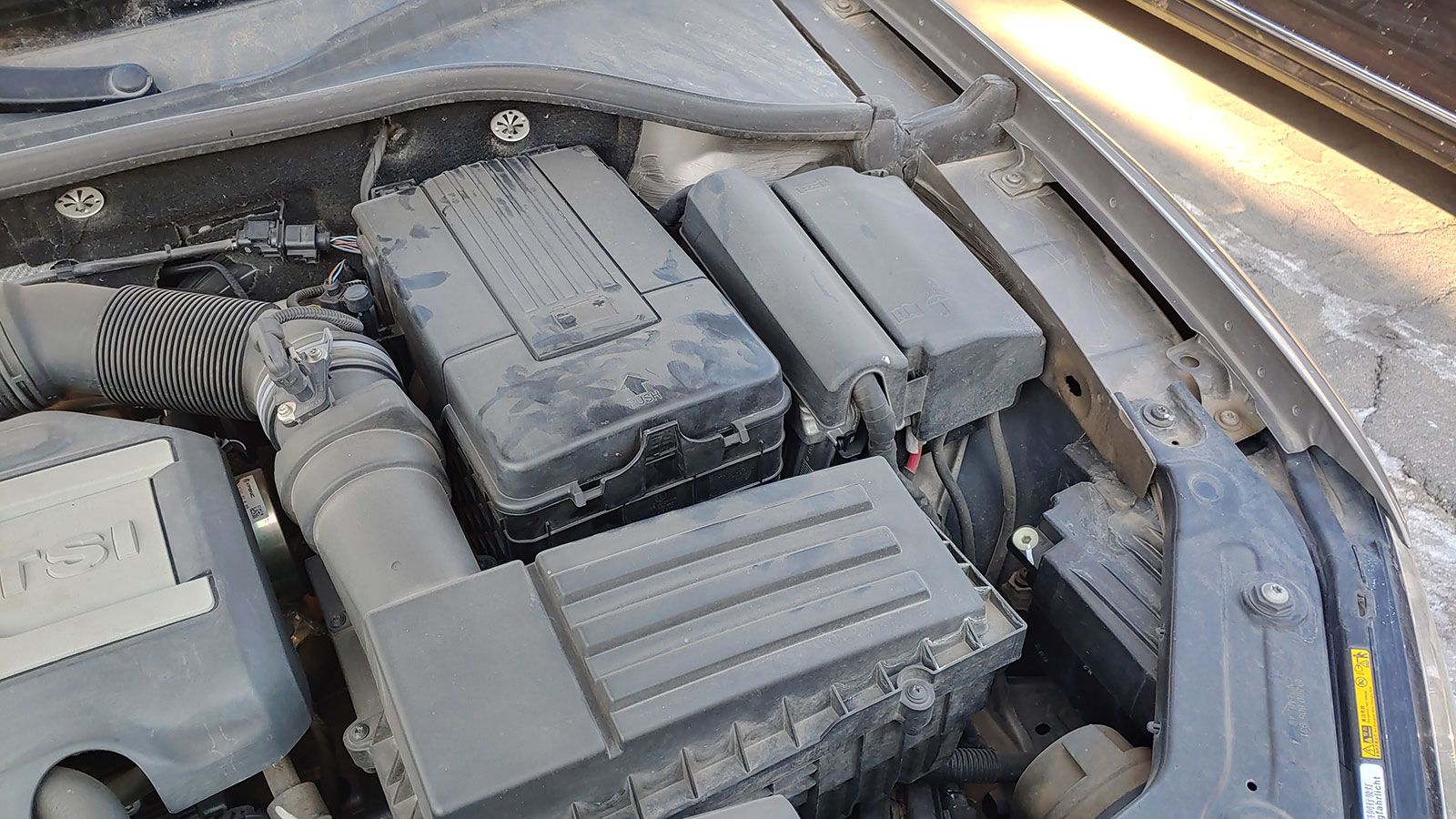 这辆*萨特帕**御尊版1.8T性价比不错：大半喷涂5年半价