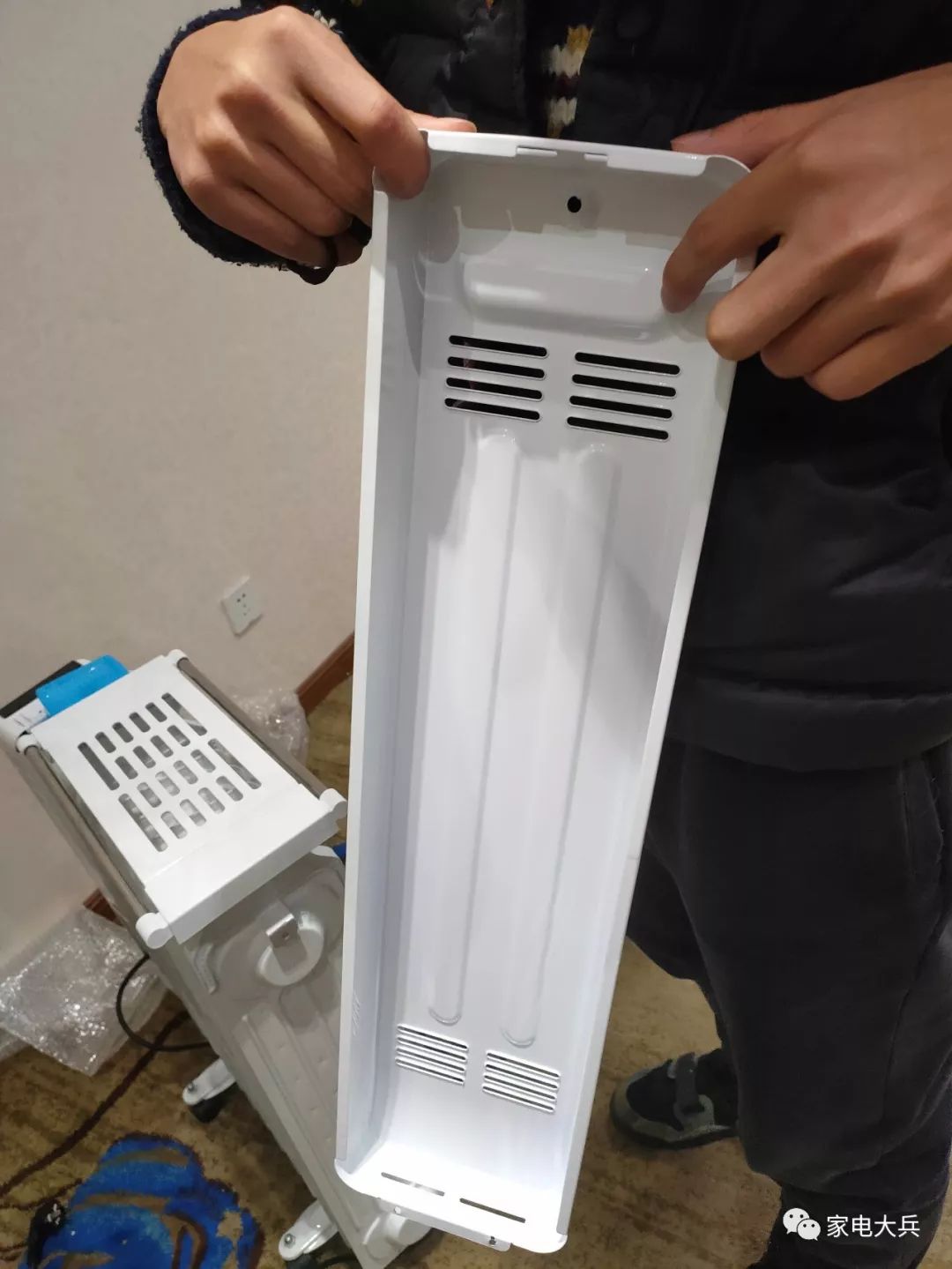 艾美特美的格力取暖器哪个好,格力与美的空调拆机对比视频