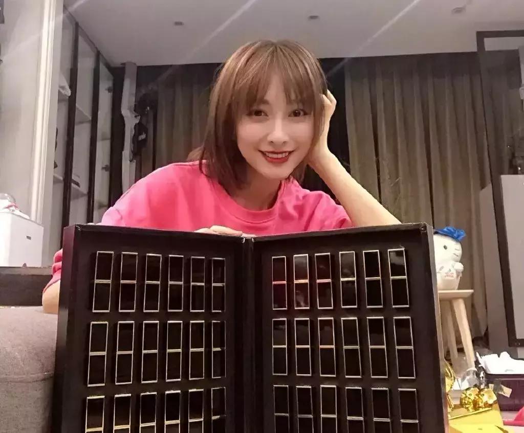 口红一哥雅诗兰黛,口红一哥的克星