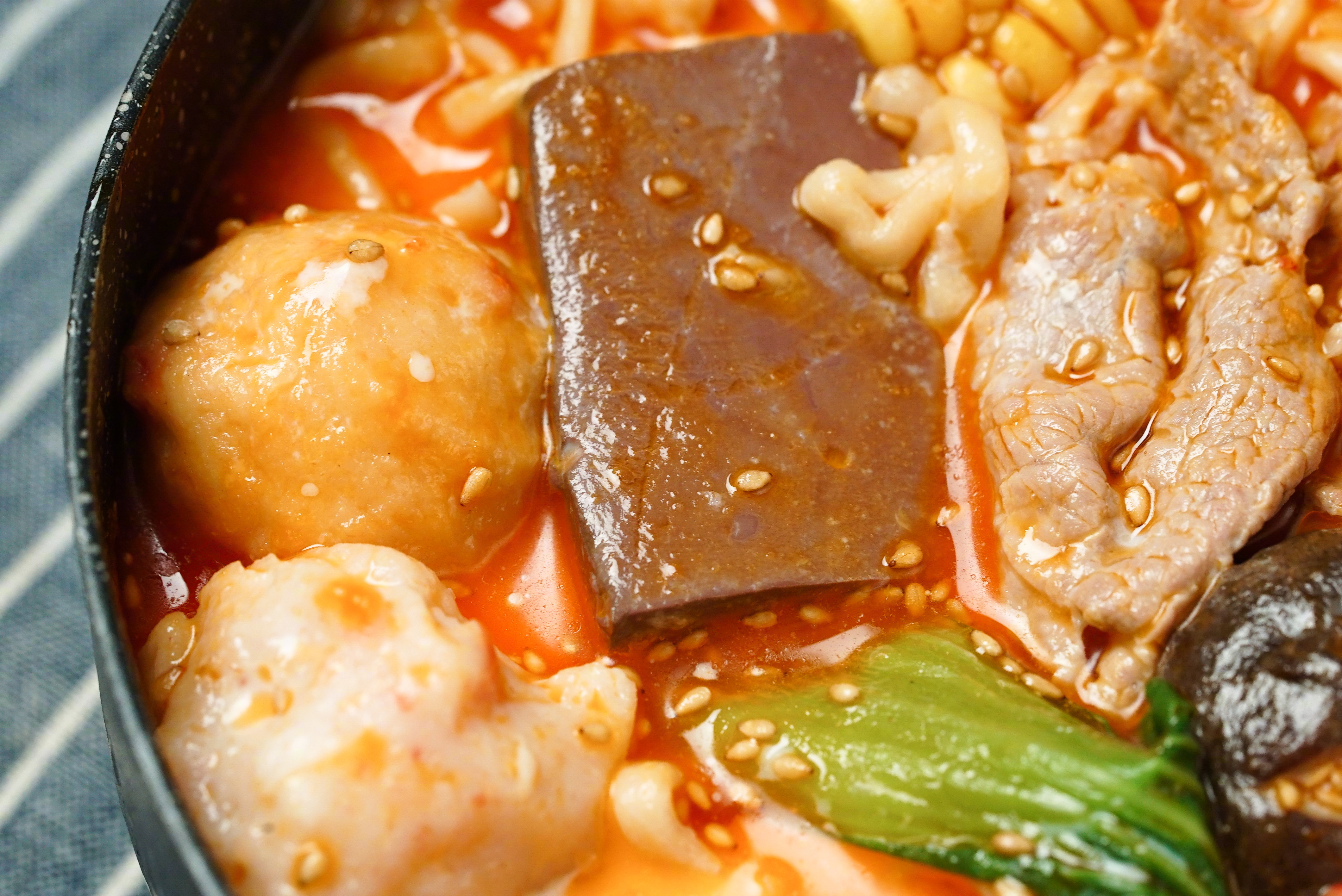 牛奶+麻辣烫的神仙组合，吃完，真香！