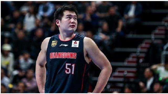 2022cba广东总冠军纪念t恤,cba广东11连冠球衣是谁的