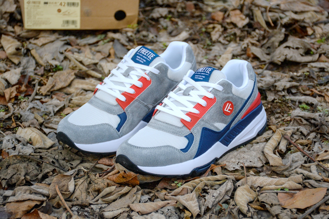 复古拼接休闲鞋松软底,复古舒适运动休闲鞋