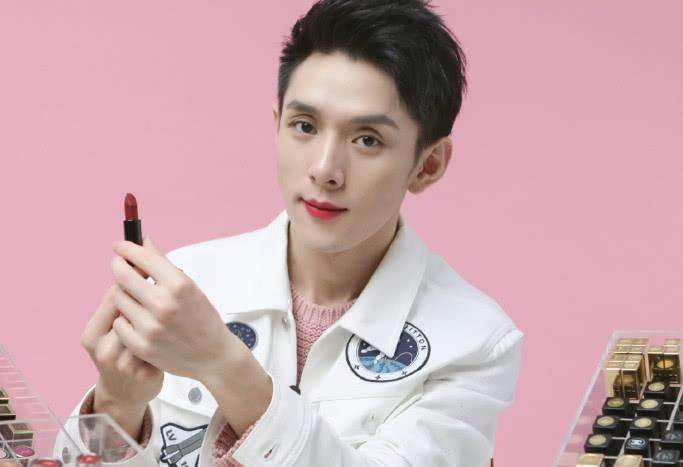 想直播带货？五步法让你复制一个李佳琦