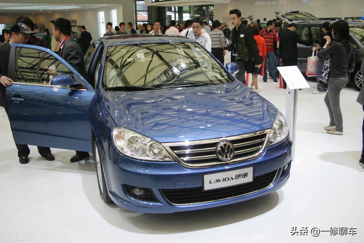 朗逸和卡罗拉和轩逸哪款性价比高,朗逸轩逸宝来雷凌卡罗拉怎么选