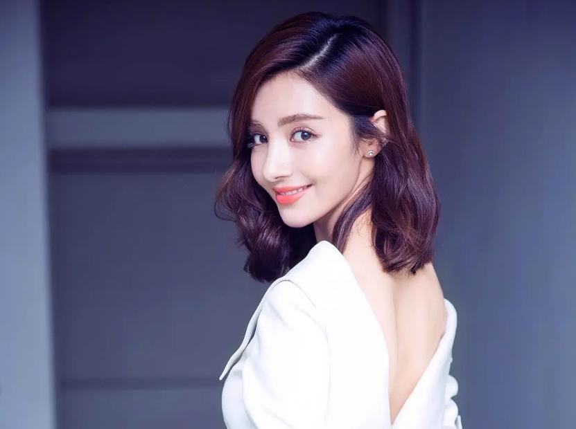 姜潮麦迪娜在婆婆面前秀恩爱,姜潮妈妈和麦迪娜的婆婆