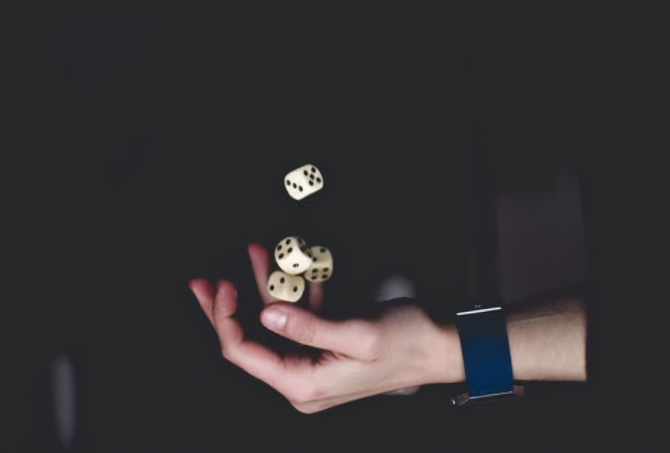 美国各州寄望在线*彩博**合法化增加税收，体育*彩博**相关ETF创新高