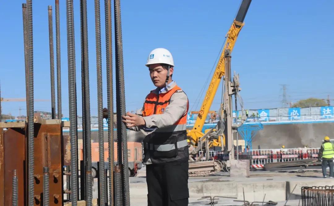 一线工人风采摄影作品,中建八局铁军团队展示