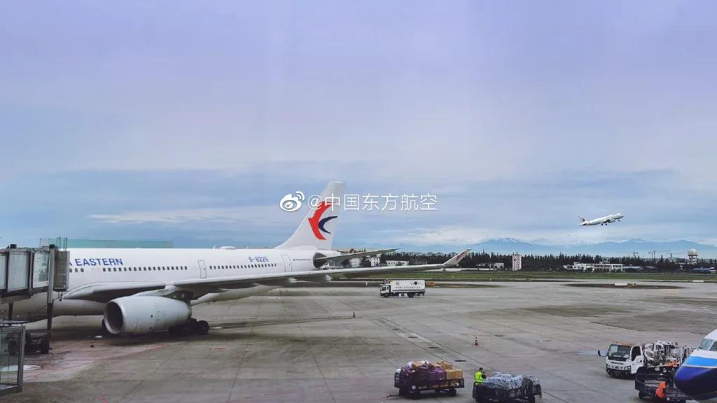 无限飞套餐哪个航空公司有,哪家航空公司无限飞划算