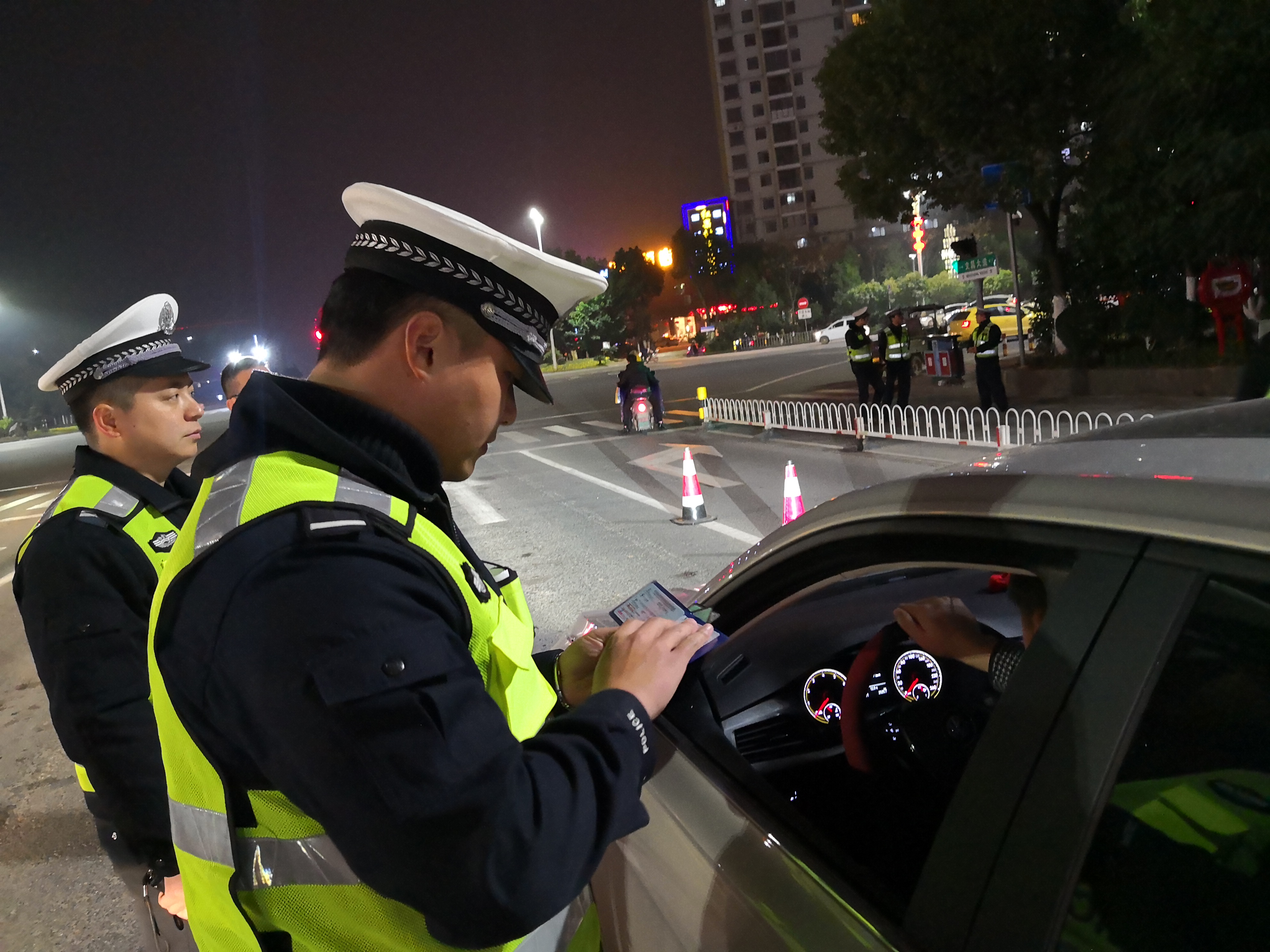 百日安全行动统一夜查,百日安全行动酒驾夜查