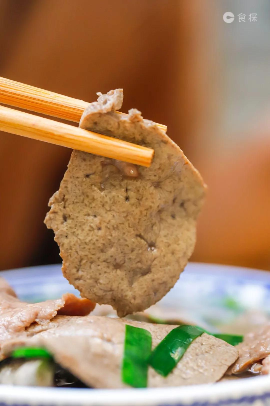 开在老居民楼里的火锅店,开在居民楼下的地道老火锅