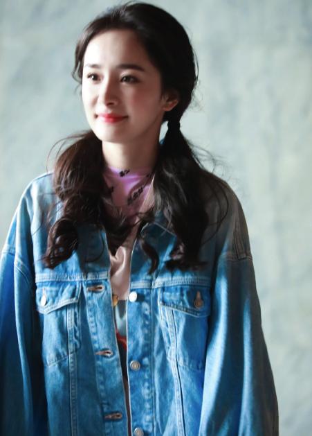 带货女王杨幂重出江湖!最近有什么连她都不能错过的时尚单品?