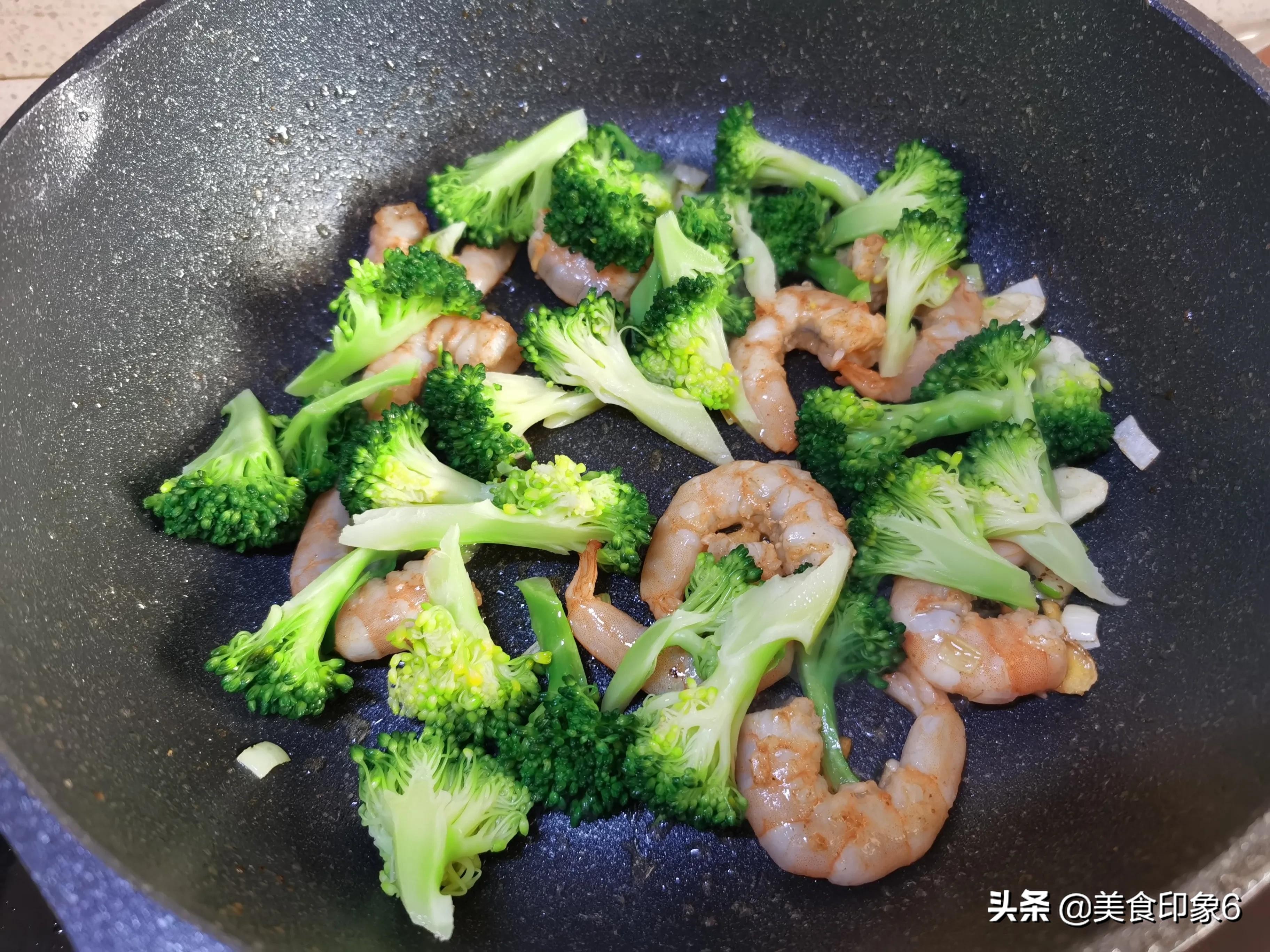 13岁身高160cm长高秘诀,父母身高偏矮孩子怎么长高