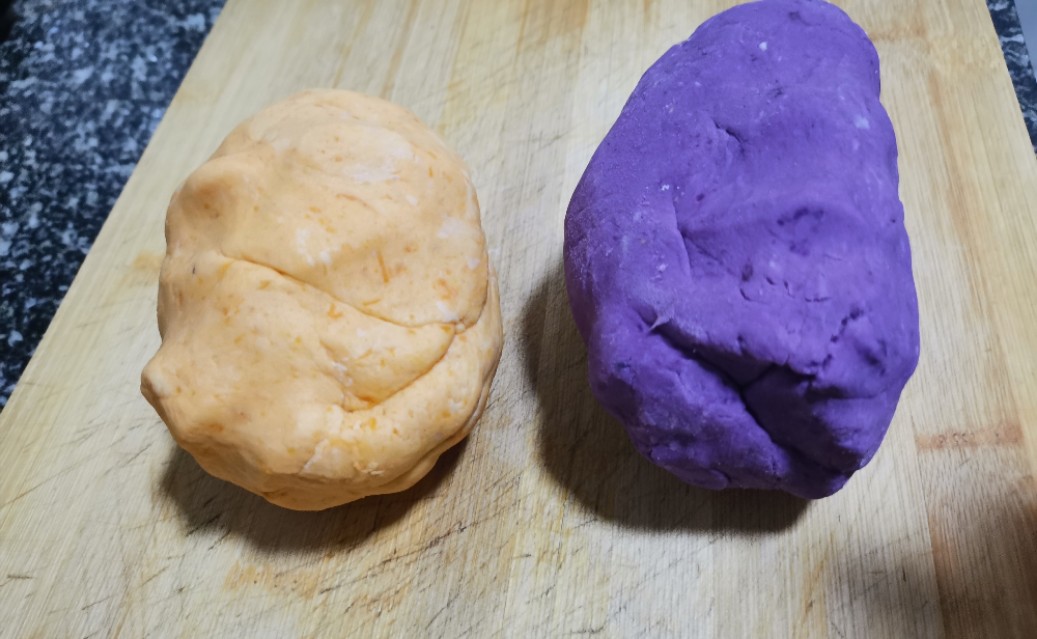 简单好吃的芋圆做法详细步骤,自己制作的芋圆煮出来怎么硬硬的