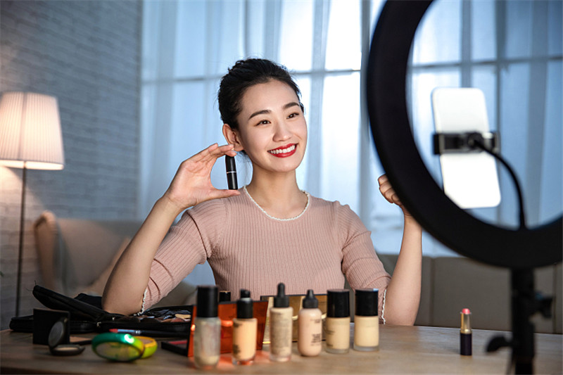 代购转型还可以做什么,海外带货直播可行吗