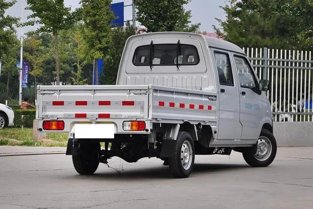 五菱小卡神车多少钱,五菱小卡拉货收费标准