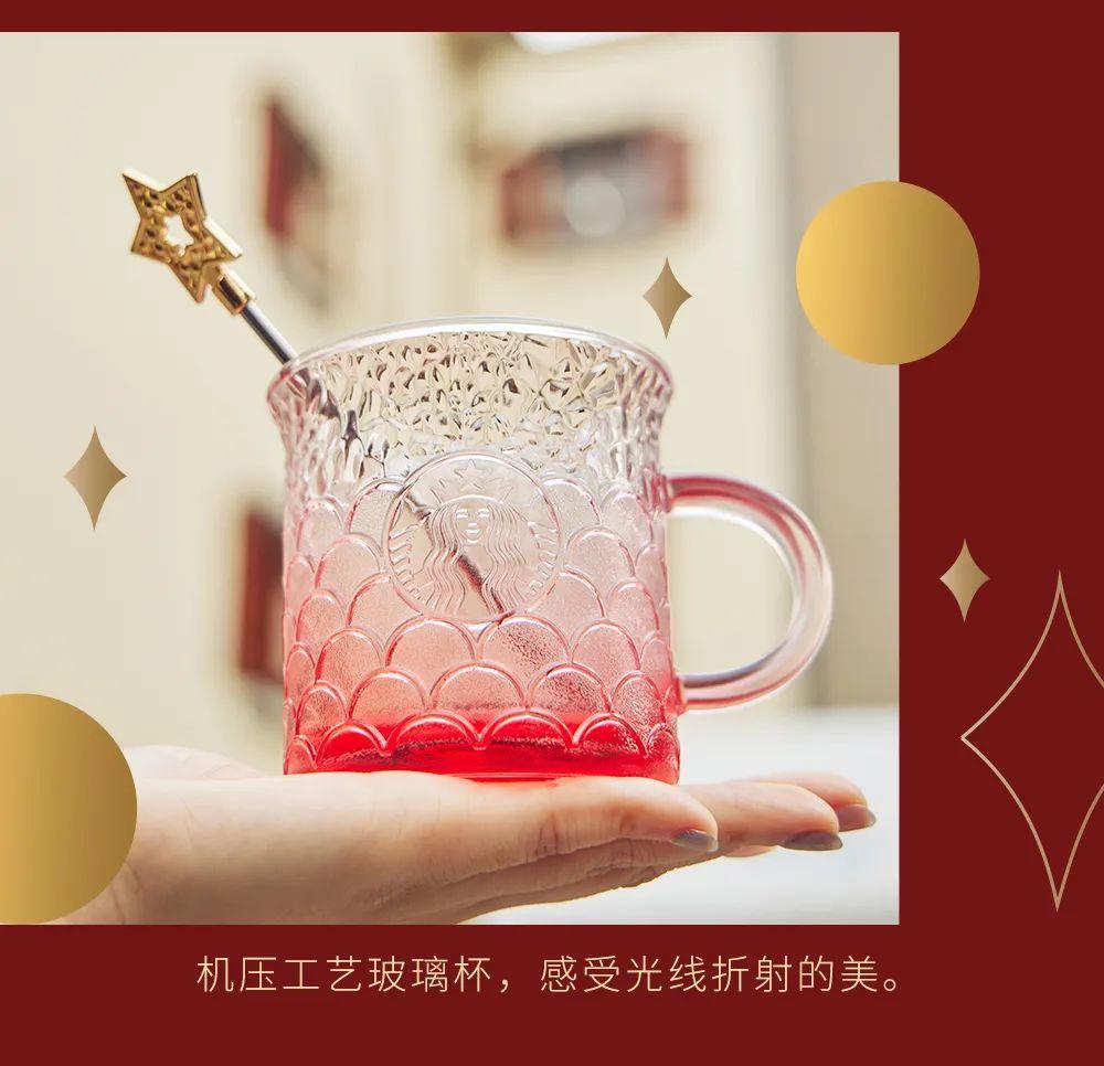 被星巴克的圣诞款设计，“闪”到了