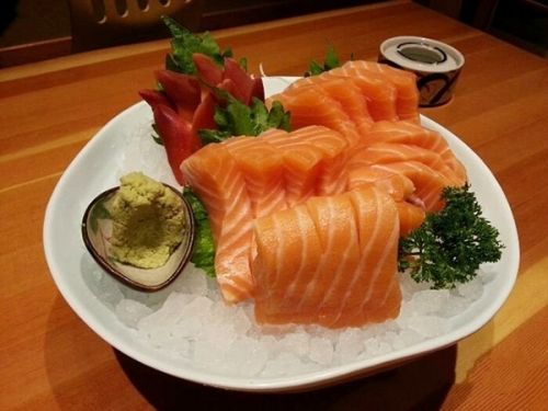 日本人为什么喜欢吃生鱼片寿司,日本人为什么那么喜欢吃生鱼片