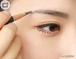 正确的淡妆化妆步骤怎样化淡妆,化简单淡妆化妆的正确步骤