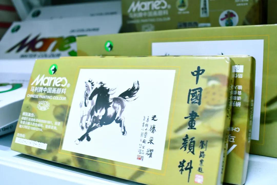 逛遍乌鲁木齐,逛遍全球便宜文具店