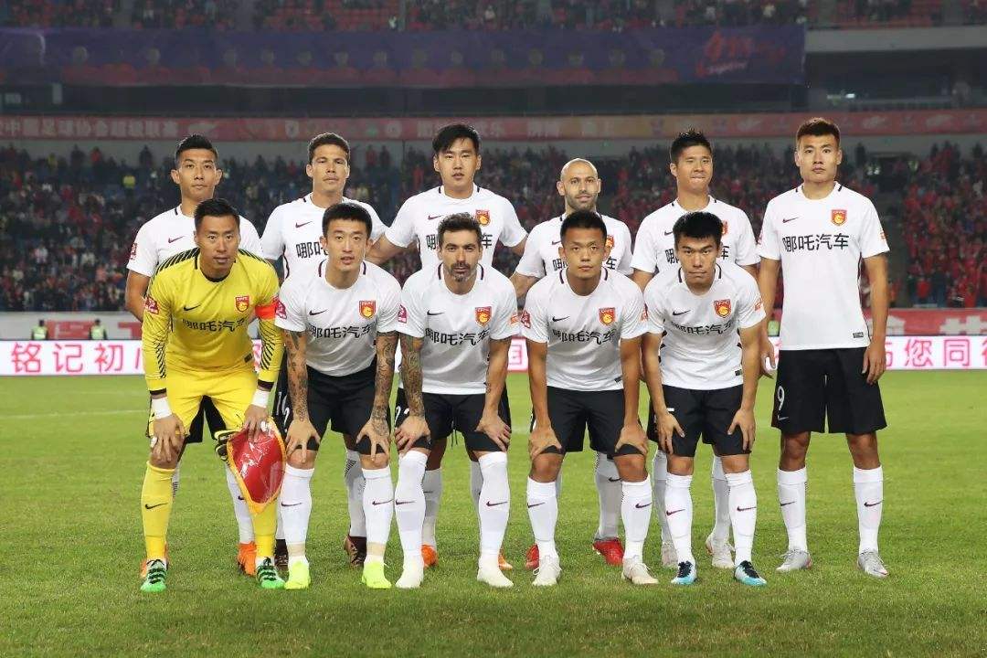 中国最近几年足球最有希望的球员,中国足球未来十年最有希望的球员