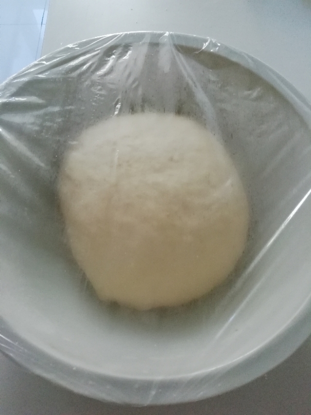 热水把面烫死还可以发酵吗,温度过高把面烫死怎么办