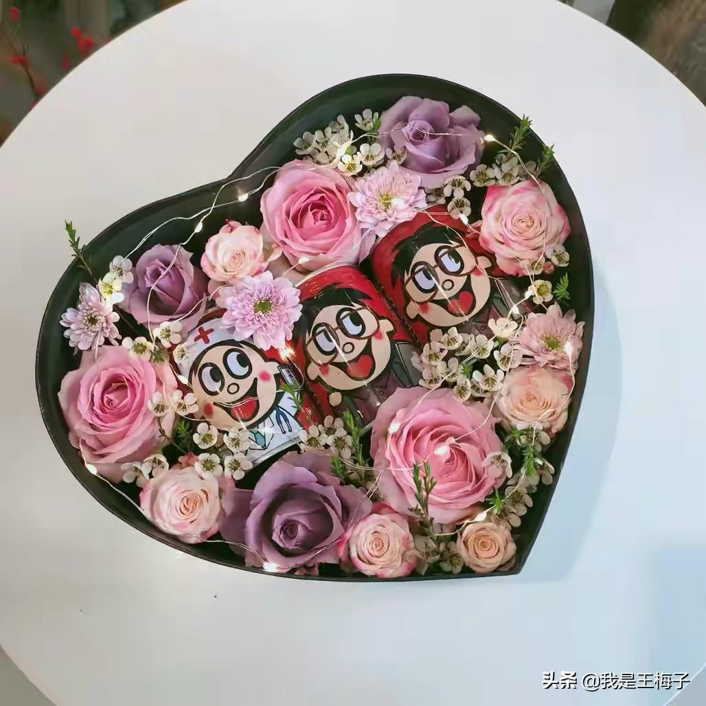 大年初三情人节送什么礼物,玫瑰花情人节礼物