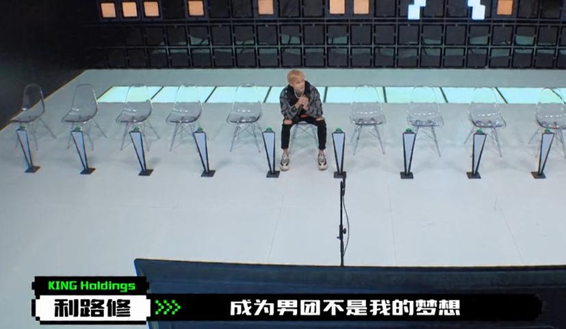 笑死,“最惨打工人”利路修红回俄罗斯!数万俄网友求中国粉丝放人