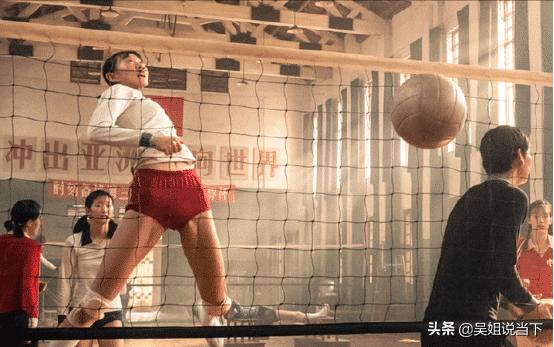 电影《夺冠》中，重点刻画的几场体育赛事的镜头，张弛有度