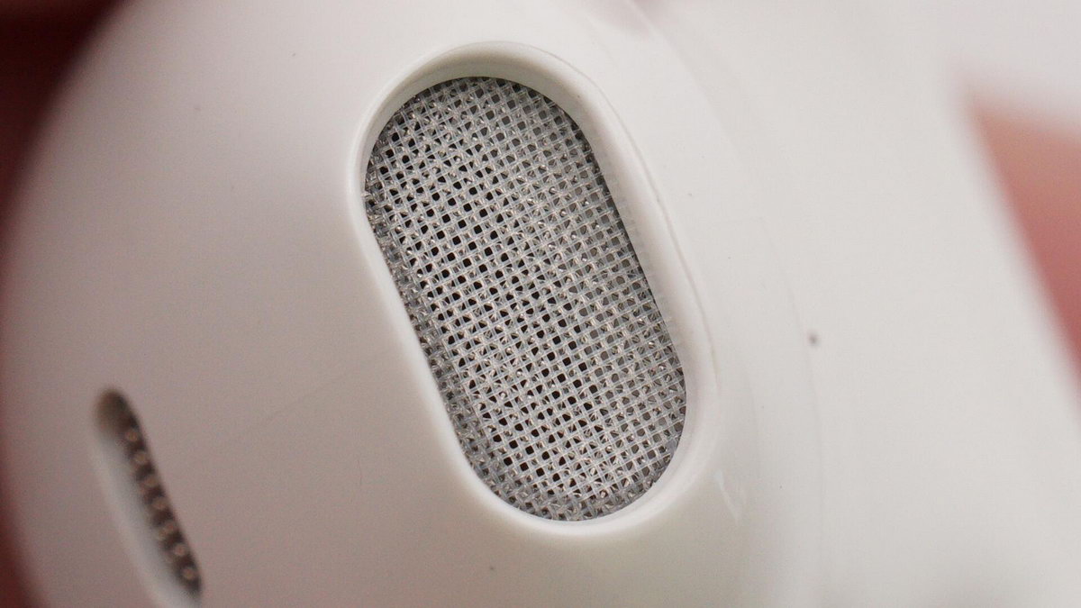 远销非洲的TWS真无线耳机应该注意什么?拆解传音TECNOBuds2看看