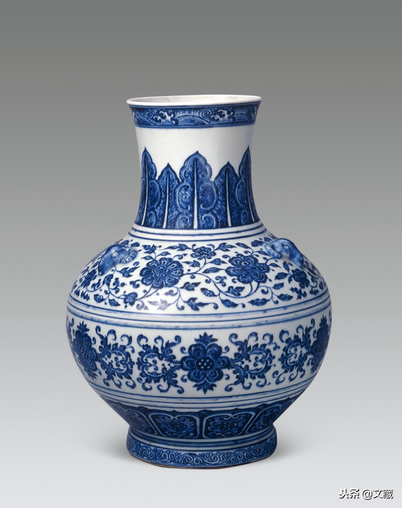 青花瓷这种瓷器有多少年的历史了,清代乾隆时期瓷器碗青花瓷