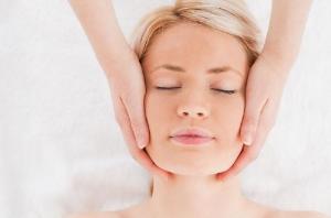 干敏皮怎么把皮肤养好,脸部干敏怎样快速恢复