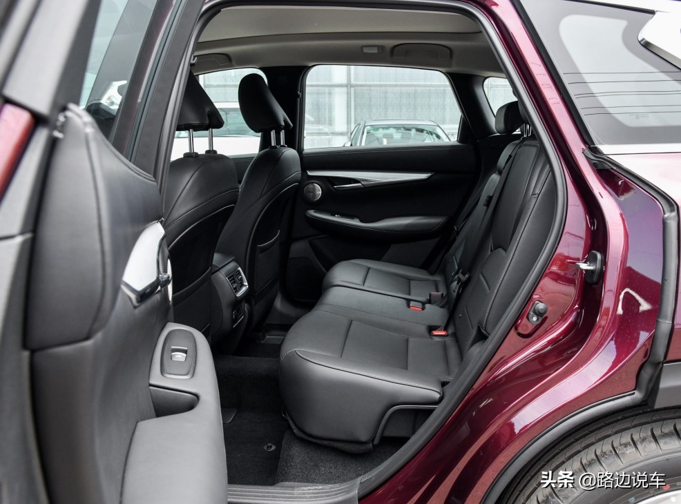 放弃了奔驰c宝马3系选择雅阁,放弃x3选择了q5l