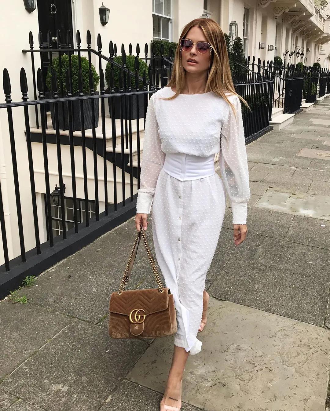 浪到福布斯封面，还成为带货第一人，这位法国姐姐很不一般