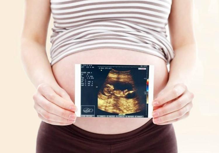 四维彩超宝宝不配合孕妈心态炸了,四维检查宝宝不露脸如何配合