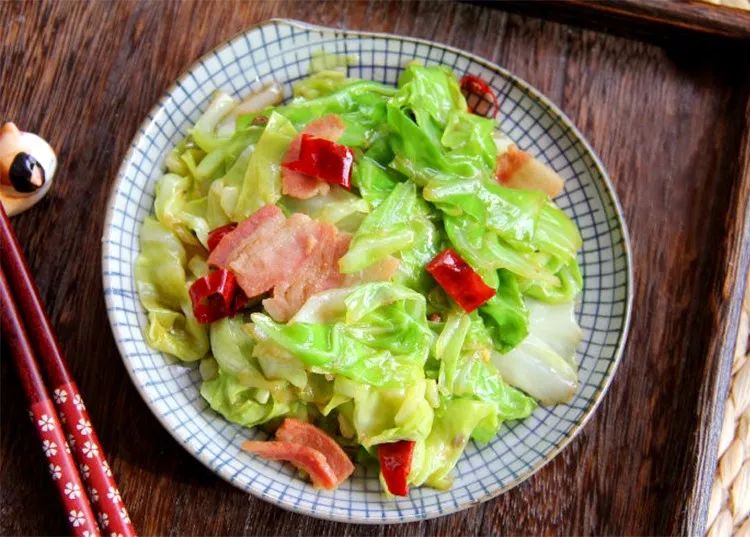 夏季养胃又容易消化的食物,伤胃容易养胃难建议少做4件事