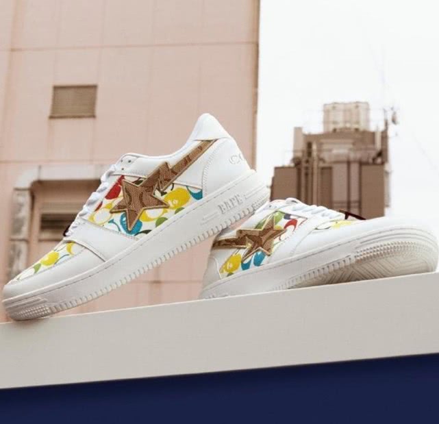 coach蔻驰联名款,蔻驰联名bape皮衣